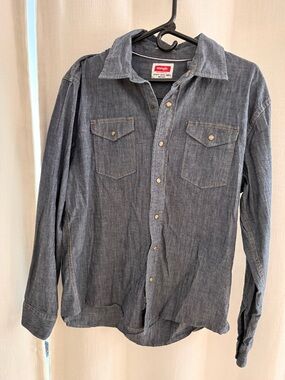 Wrangler Woman’s Denim-Look Button Front Shirt - Slate Blue